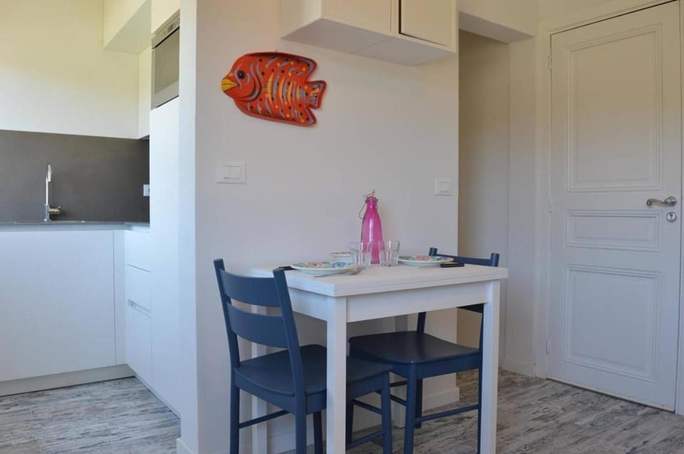SM600-002 SAINTE MAXIME Studio 30m de la plage avec parking privé Apartment in Sainte-Maxime