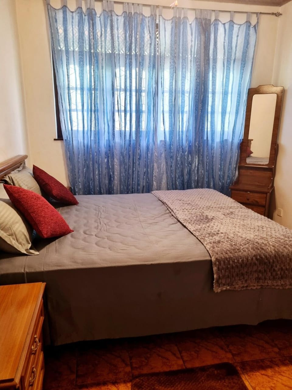 Airport Transit Avenue ATA Villa and Pool for Groups Villa in Western Province