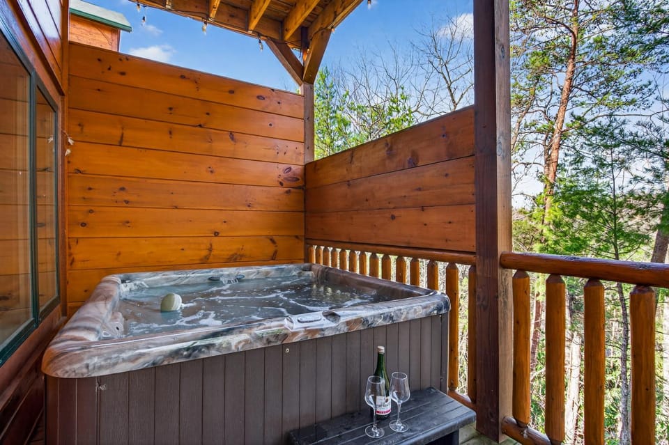 Hot Tub, Hot Tub, Spa and wellness centre/facilities