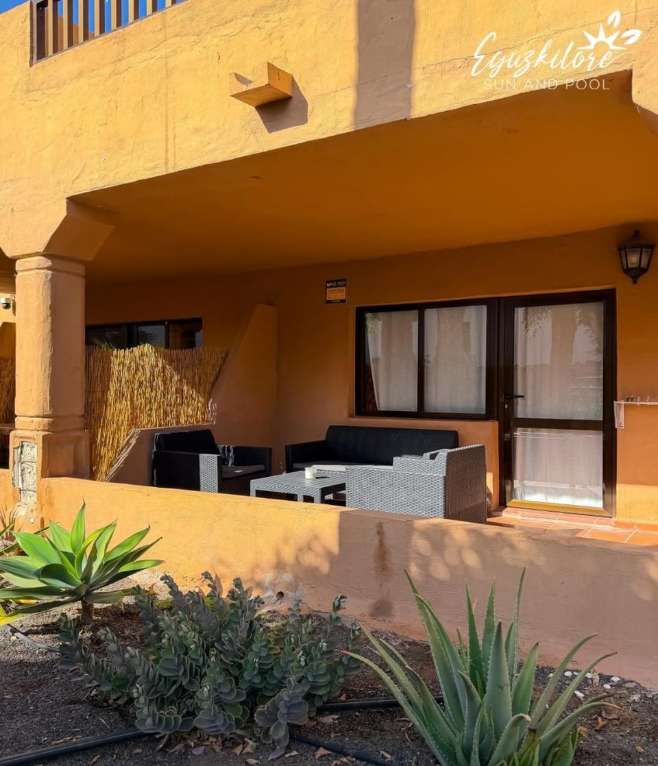 OASIS DUNAS Eguzkilore Sun & Pool by B-Rent Apartment in Corralejo