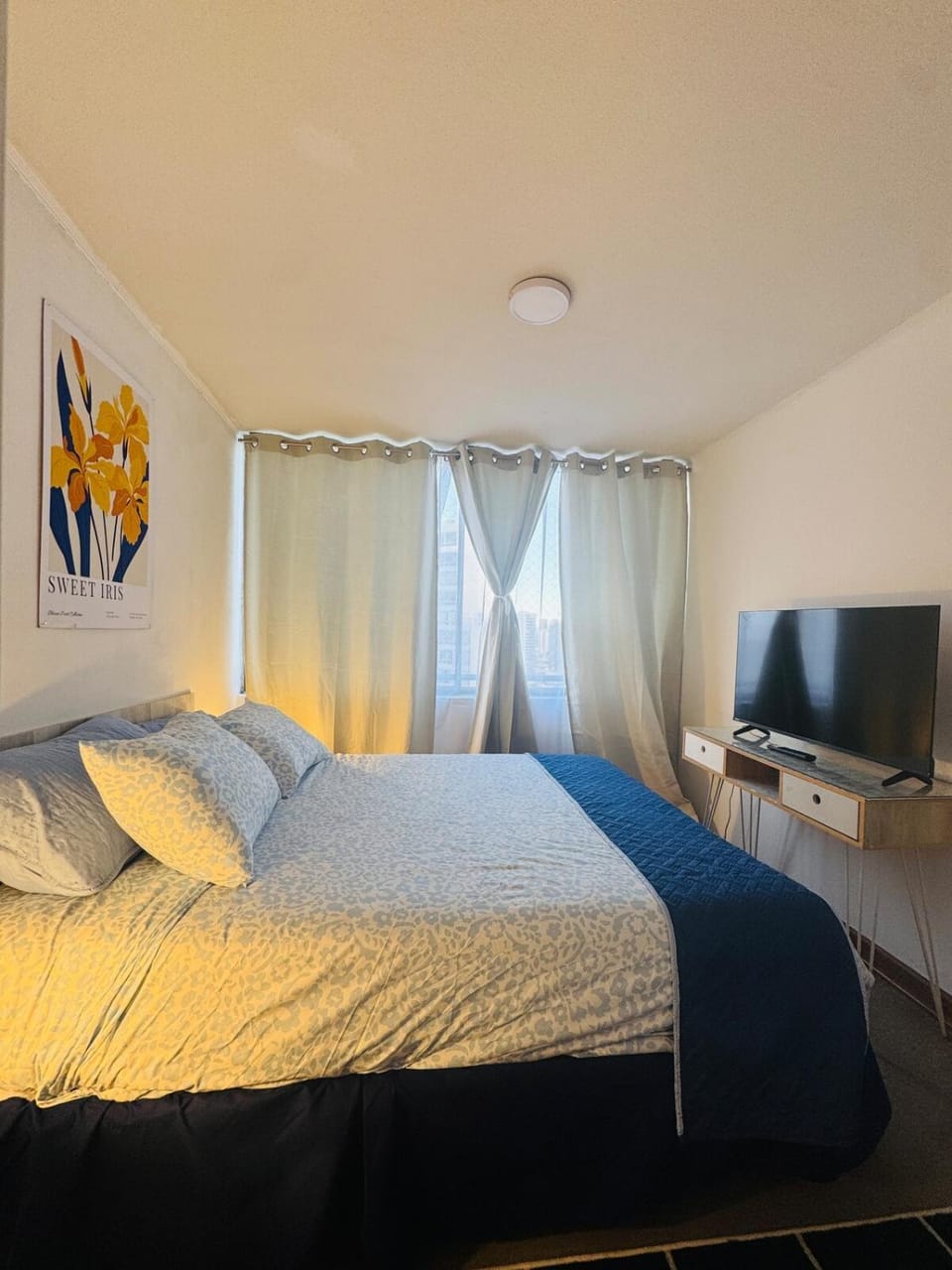 Depto 2 dormitorios para 5 personas, cocina full, cerca de Movistar Arena, base para la nieve - XIXII Apartment in Santiago