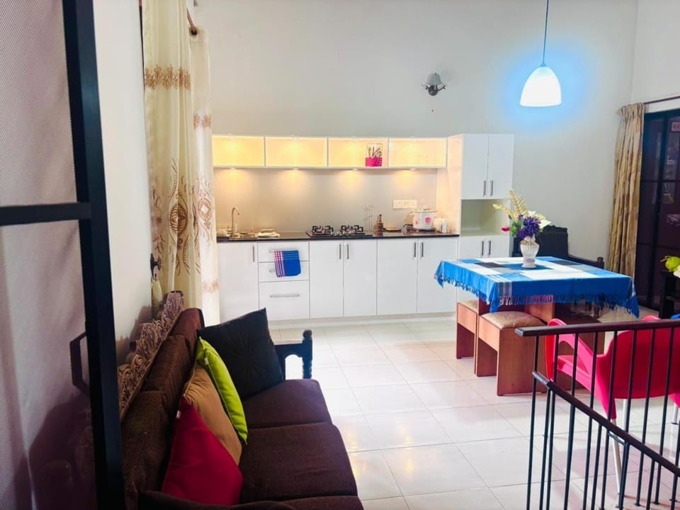 Canal Front Home Stay Bed and Breakfast in Galle