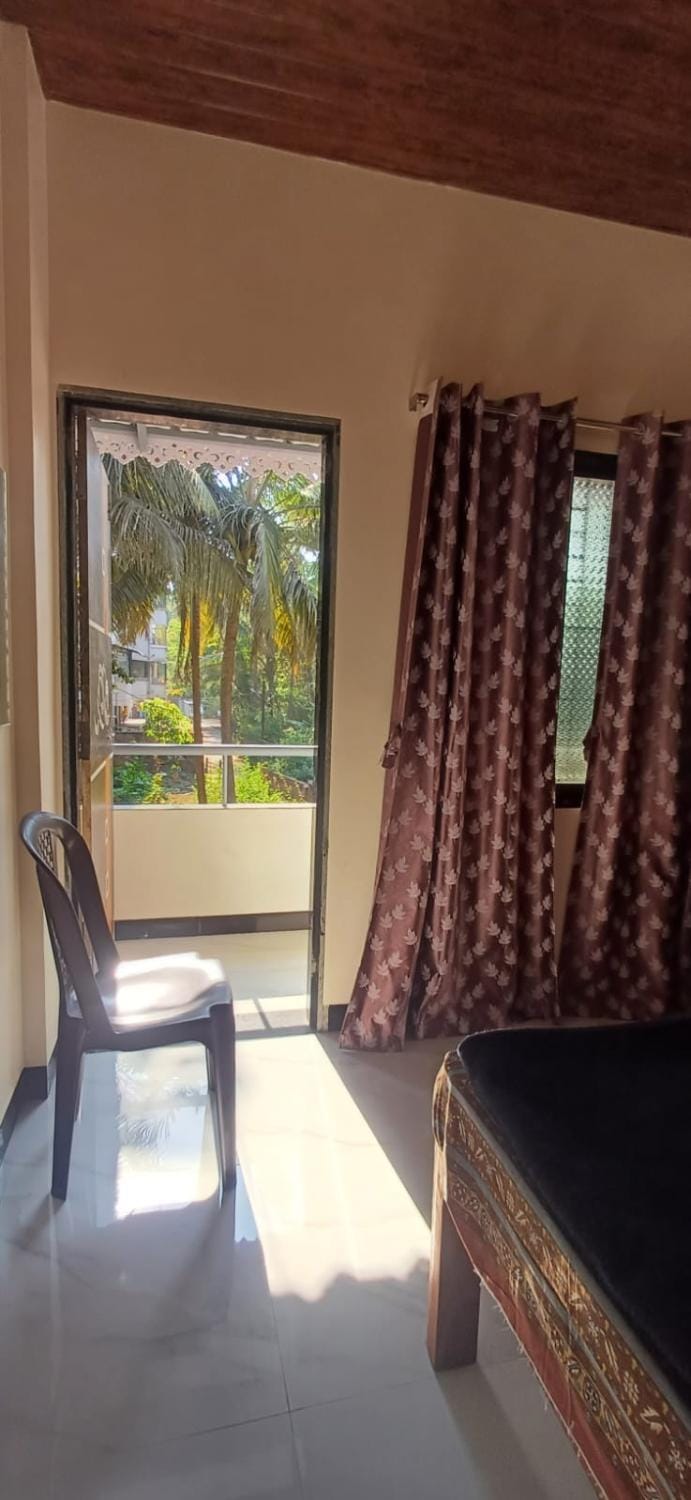 Nana Homestay Bed and Breakfast in Maharashtra