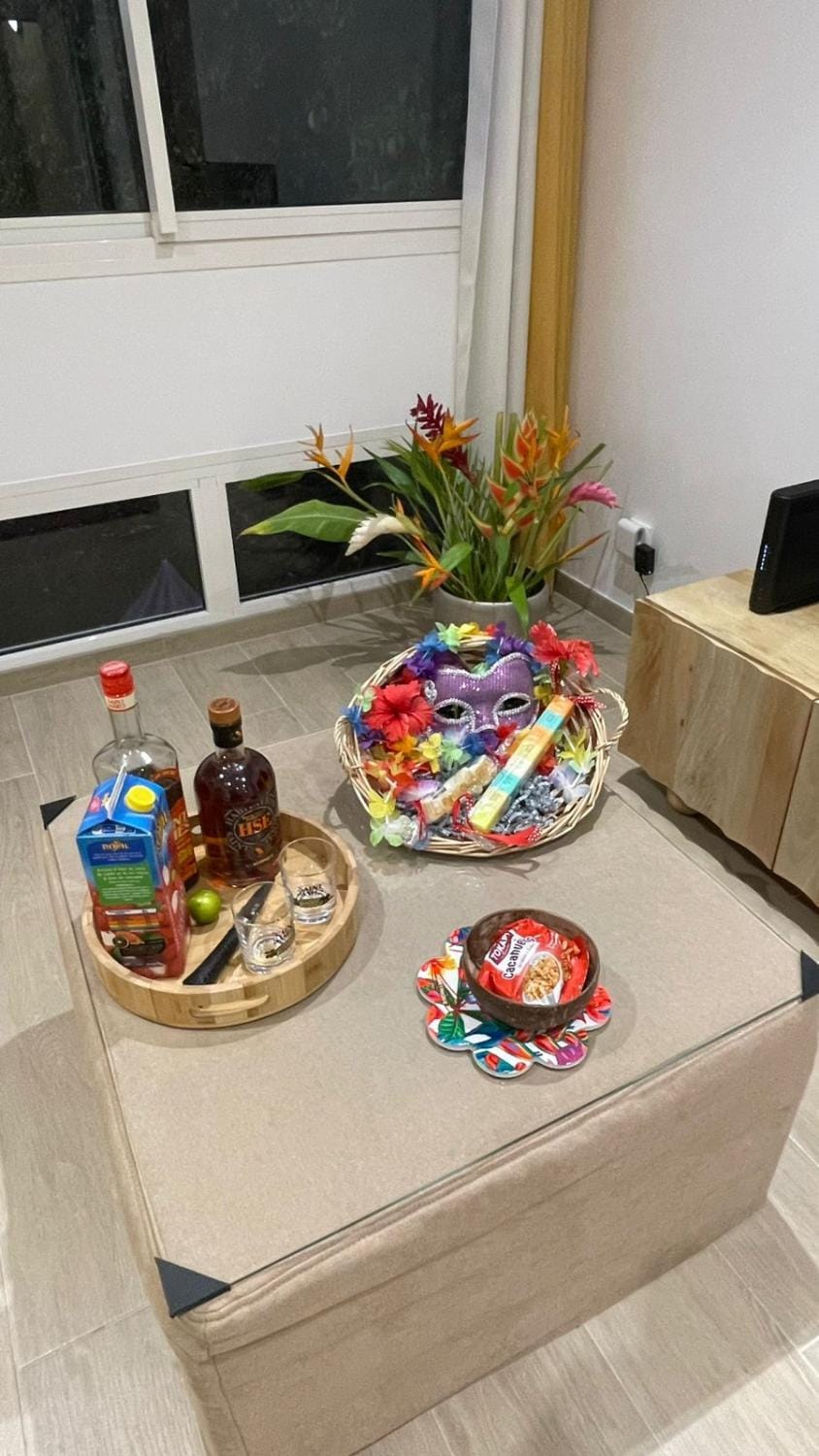 Food and drinks