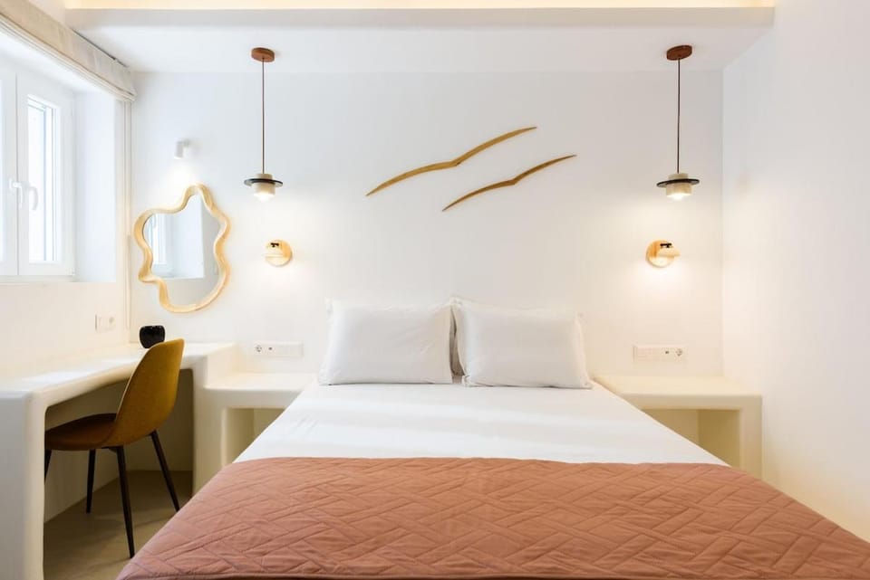 Casa Di Capitanos Villa in Paros, Greece