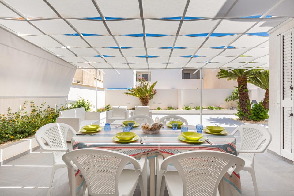 Patio, Summer, Garden, Balcony/Terrace, Balcony/Terrace, Garden view, Lunch, Seasons