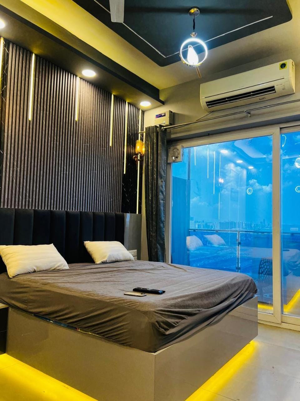 Unique property Apartment in Noida