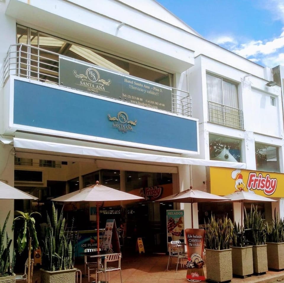 Suite de hotel dentro centro comercial Apartment in Valle del Cauca