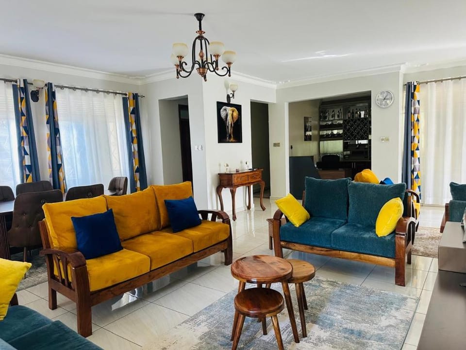 Kuc Residence Country House in Uganda