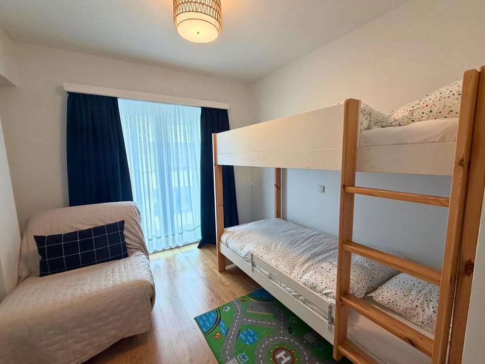 Bed, Photo of the whole room, Bedroom, bunk bed