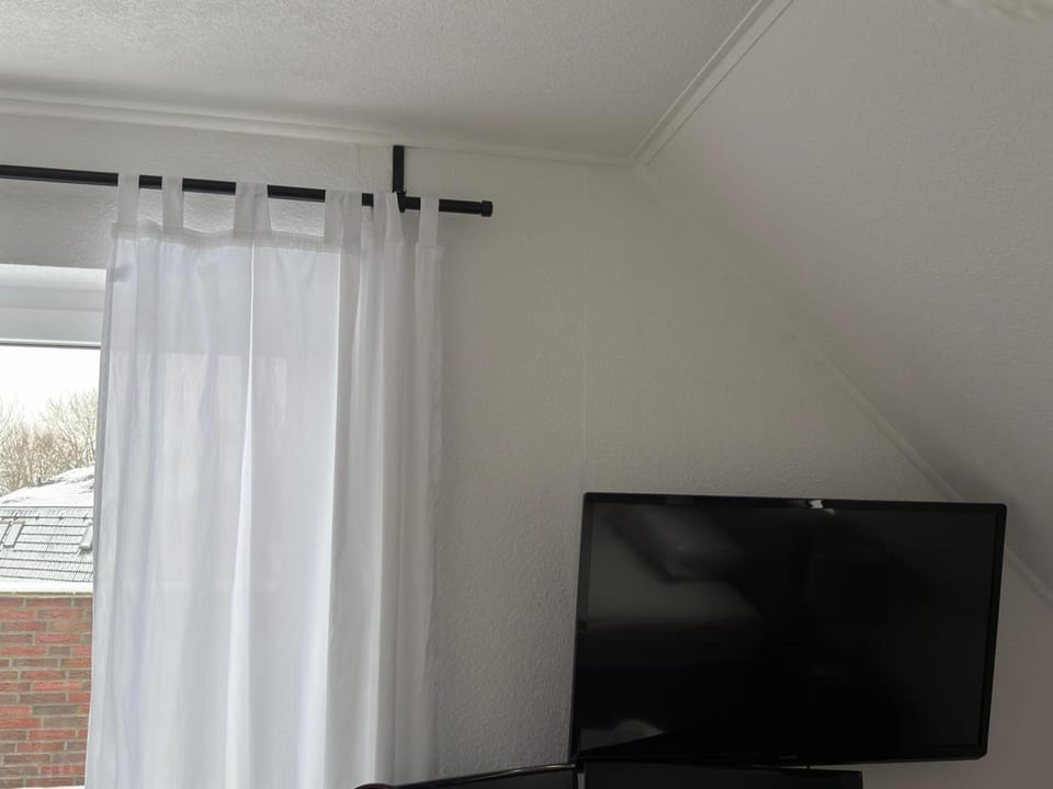 TV and multimedia, Bedroom