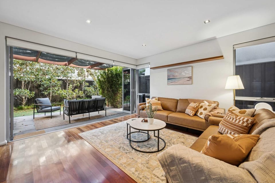 3BR Coastal Retreat Ocean & Bay with Workspace House in Perth