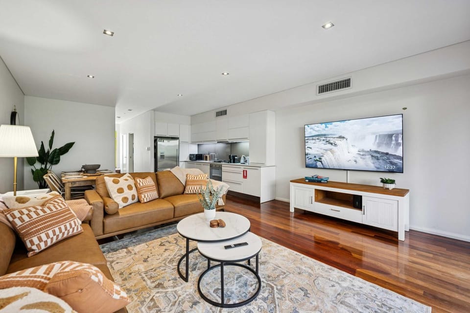 3BR Coastal Retreat Ocean & Bay with Workspace House in Perth