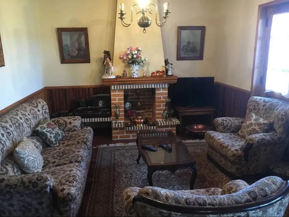 Comfortable Villa with Private Pool in Bragança Villa in Castile and León