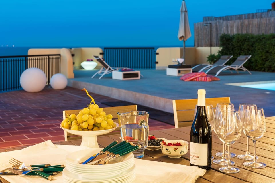Solarium, View (from property/room), Other, Pool view, Inner courtyard view