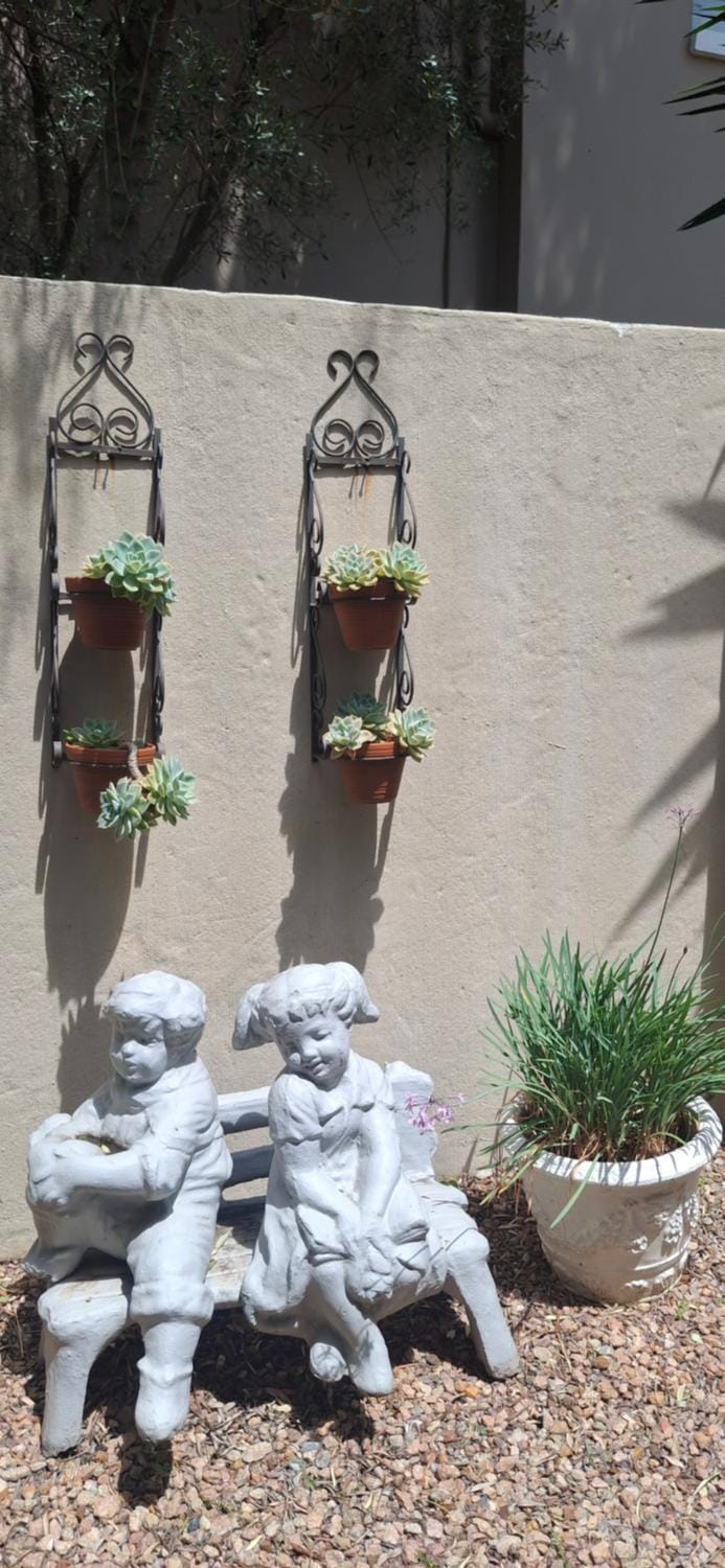 Garden, Garden view
