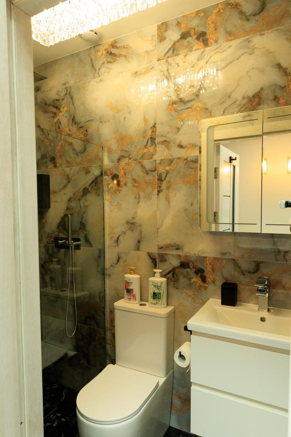 Shower, Toilet, Bathroom