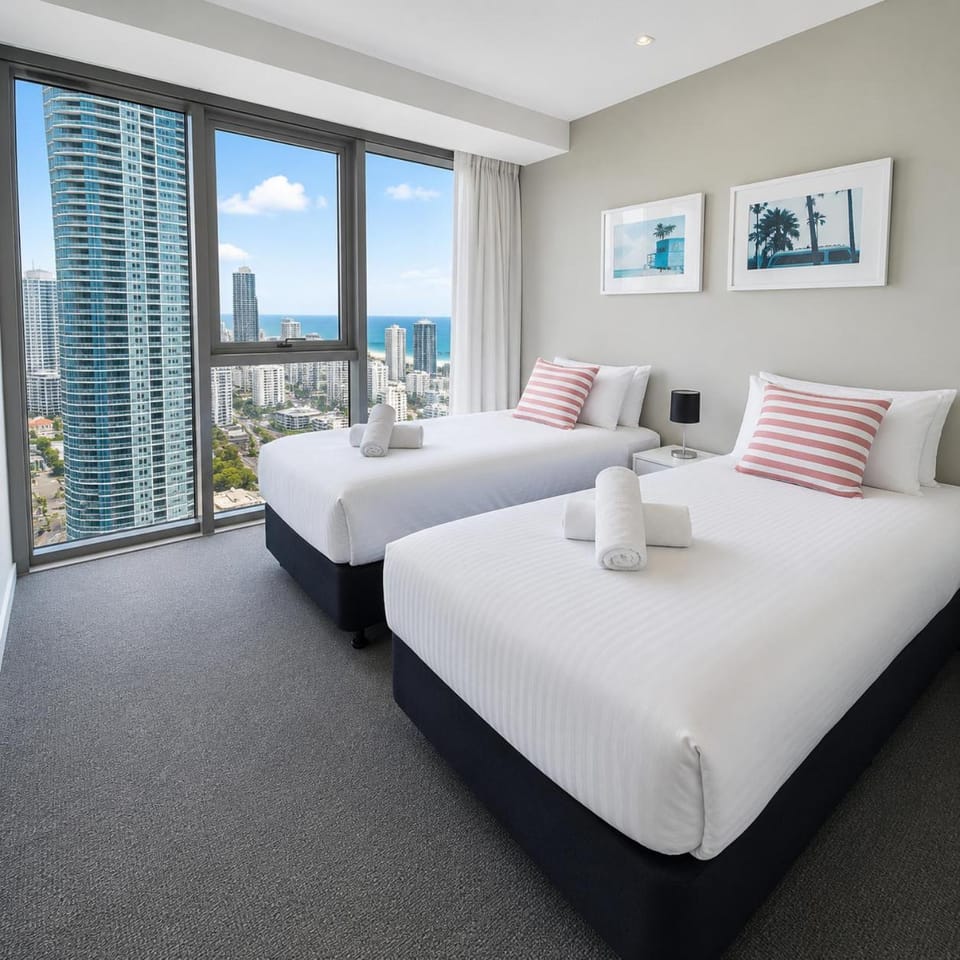 Hilton Surfers Paradise 3 bedroom 2 bathroom Apartment in Surfers Paradise Boulevard