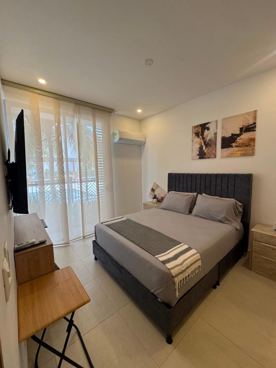 Private Beach & Resort Experience, Studios & Family Apartments 2,4,7,9 Guests Apartment in Magdalena, Colombia