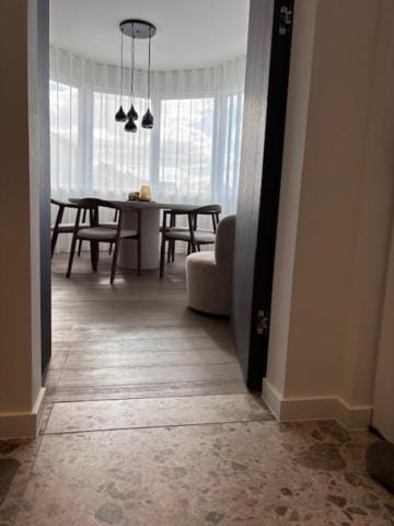 Pirate, op 100 meter van strand House in De Panne