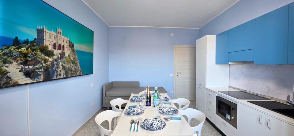 Kitchen or kitchenette, Living room, Seating area, Dining area, stove