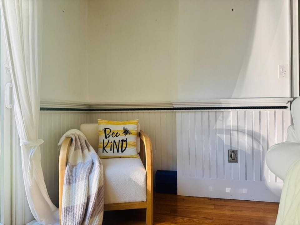 Cape Cod Retreat, Osterville Beach Pass House in Osterville