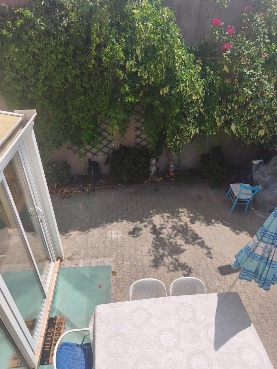 Property building, Balcony/Terrace