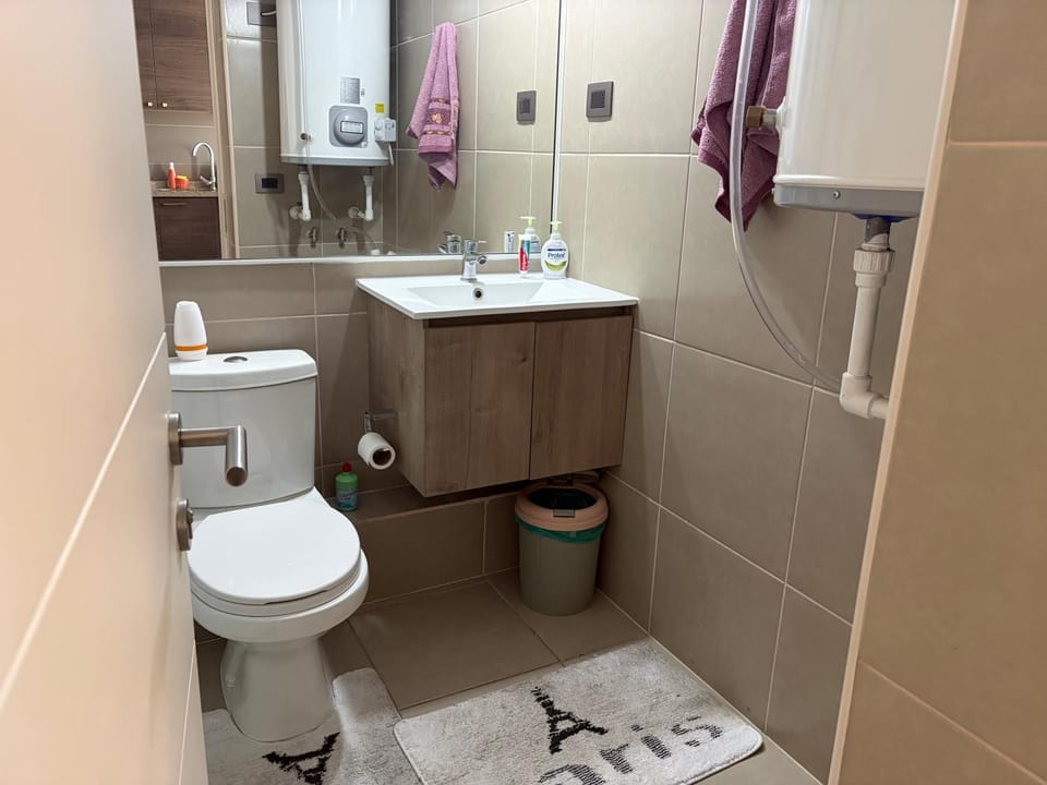 Shower, Bathroom, towels