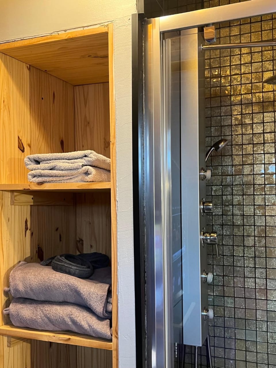 Maison Le 22' Lyon Express - A proximité de la La Plaine de l'Ain Apartment in Auvergne-Rhône-Alpes