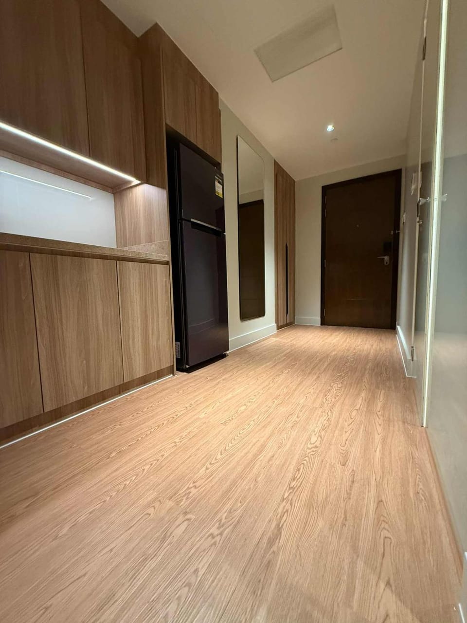 Novotel at Acqua, The Hotel Residences by RM Hotel in Mandaluyong