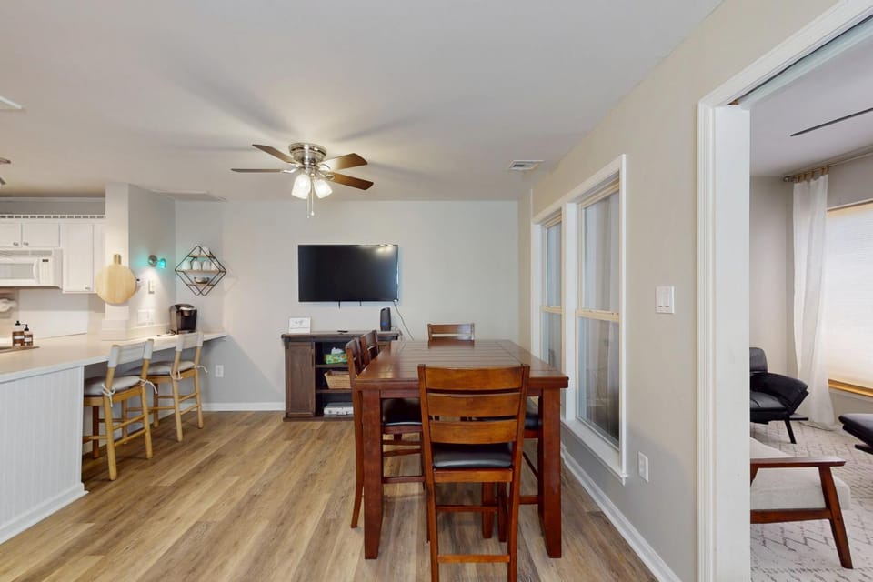 KB20 Coastal Sun House in Kure Beach