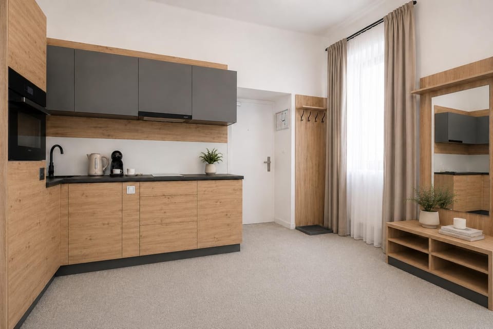 ALURE RESIDENCES 2 - 24h self check-in & private parking next to the apartment building included, CITY CENTER right on SNP Square in a quiet passage, new building, best deal in town Apartment in Slovakia