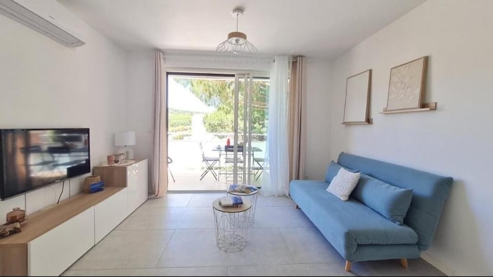 Le Ciald'Azur T3 COZY vue mer et proche du centre-ville Apartment in Cavalaire-sur-Mer