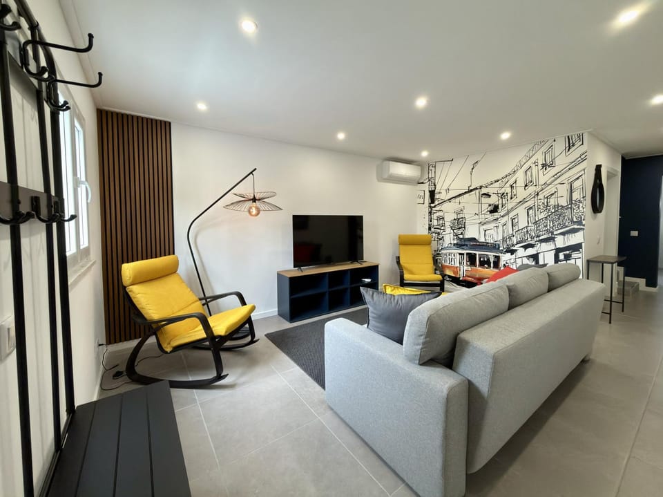 TV and multimedia, Living room