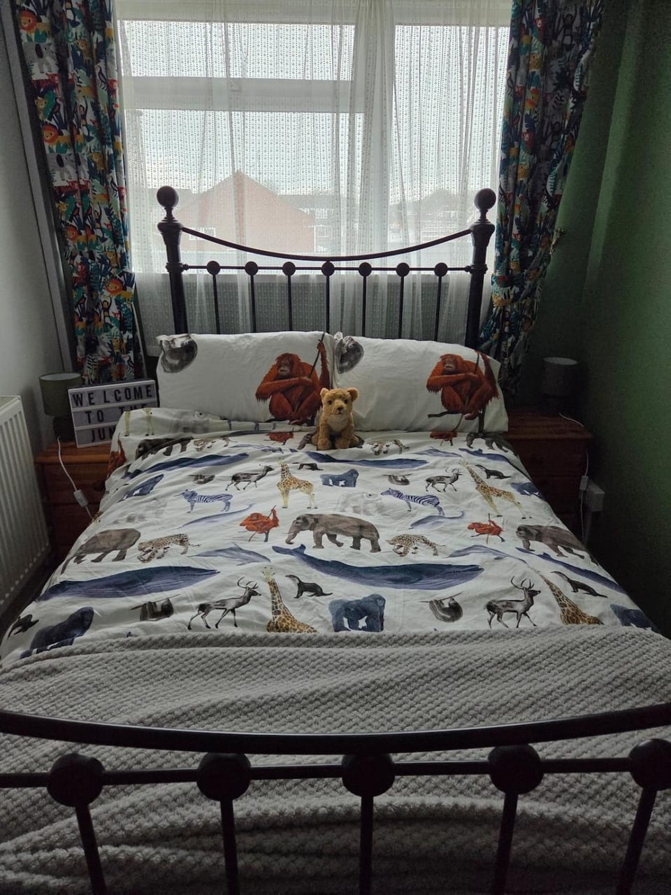 Flat rental for cheltenham raceweek - sleeps 6 Apartment in Cheltenham