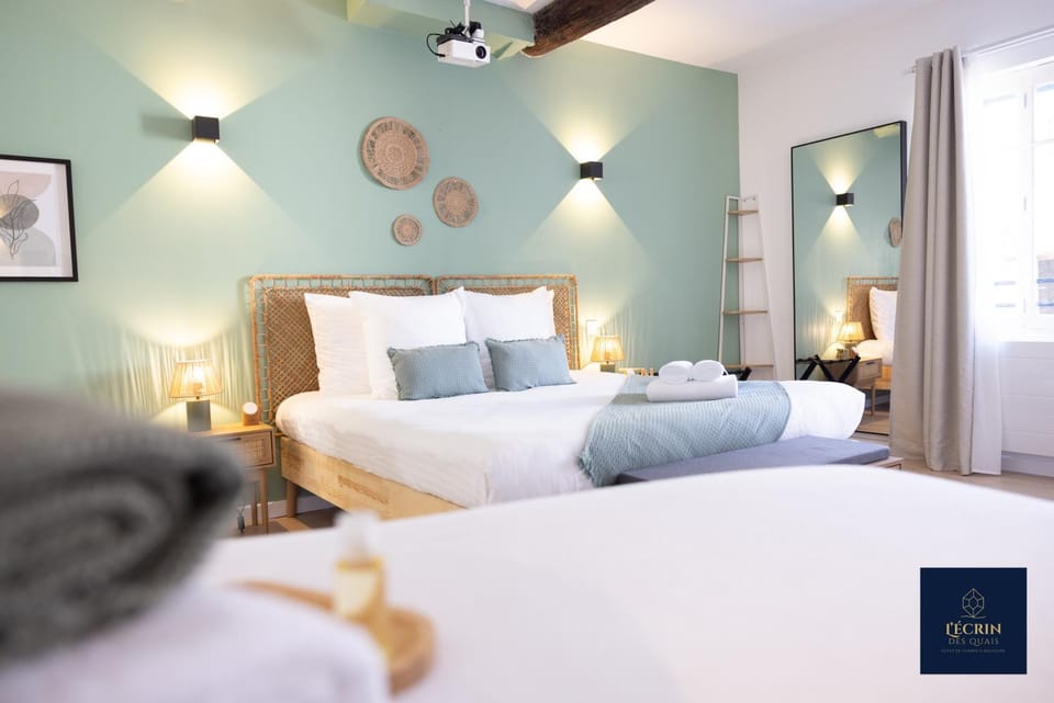 Bed, Massage