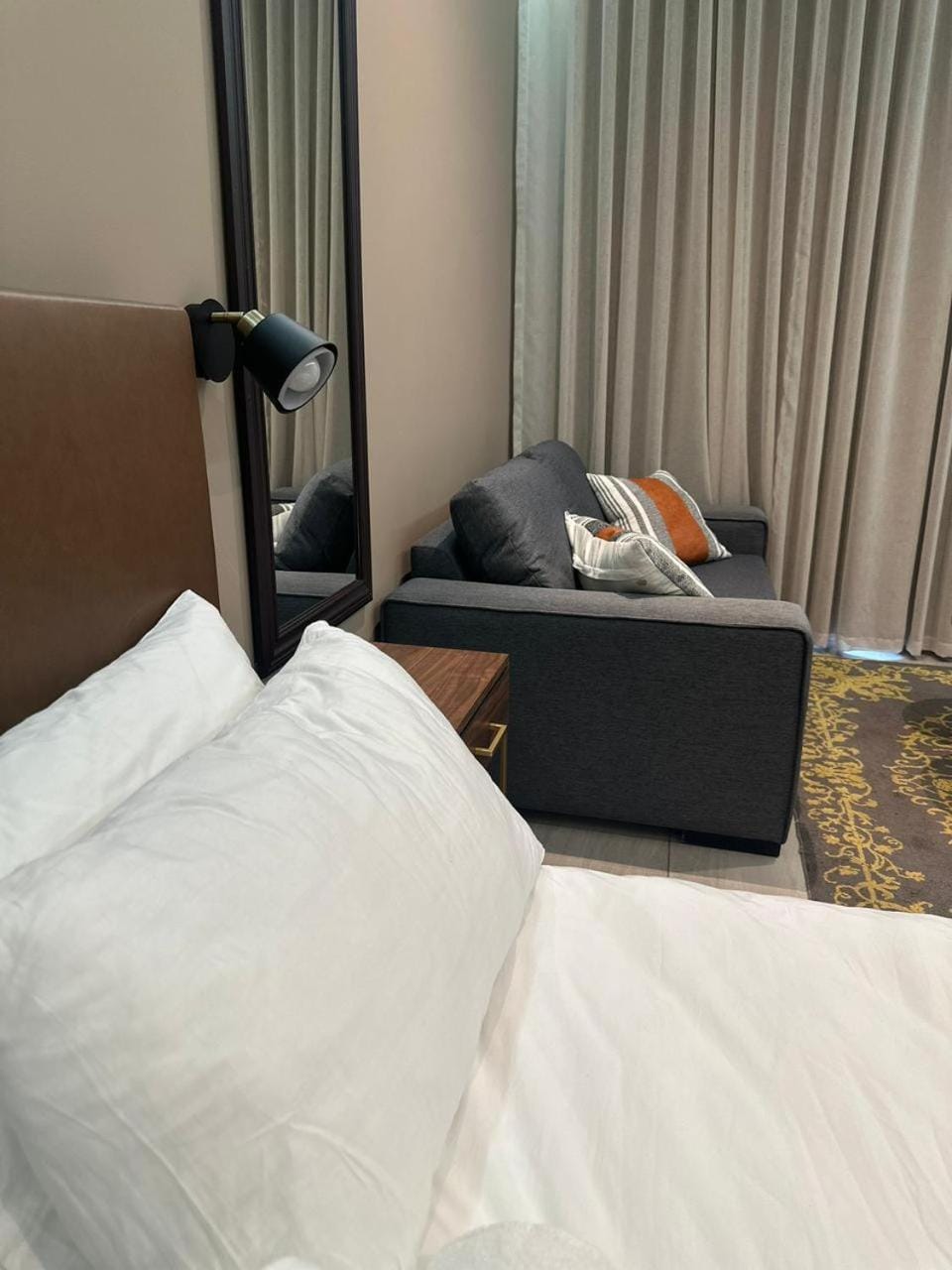 Modern Studio Apartment in The Capital Trilogy Apartment in Pretoria