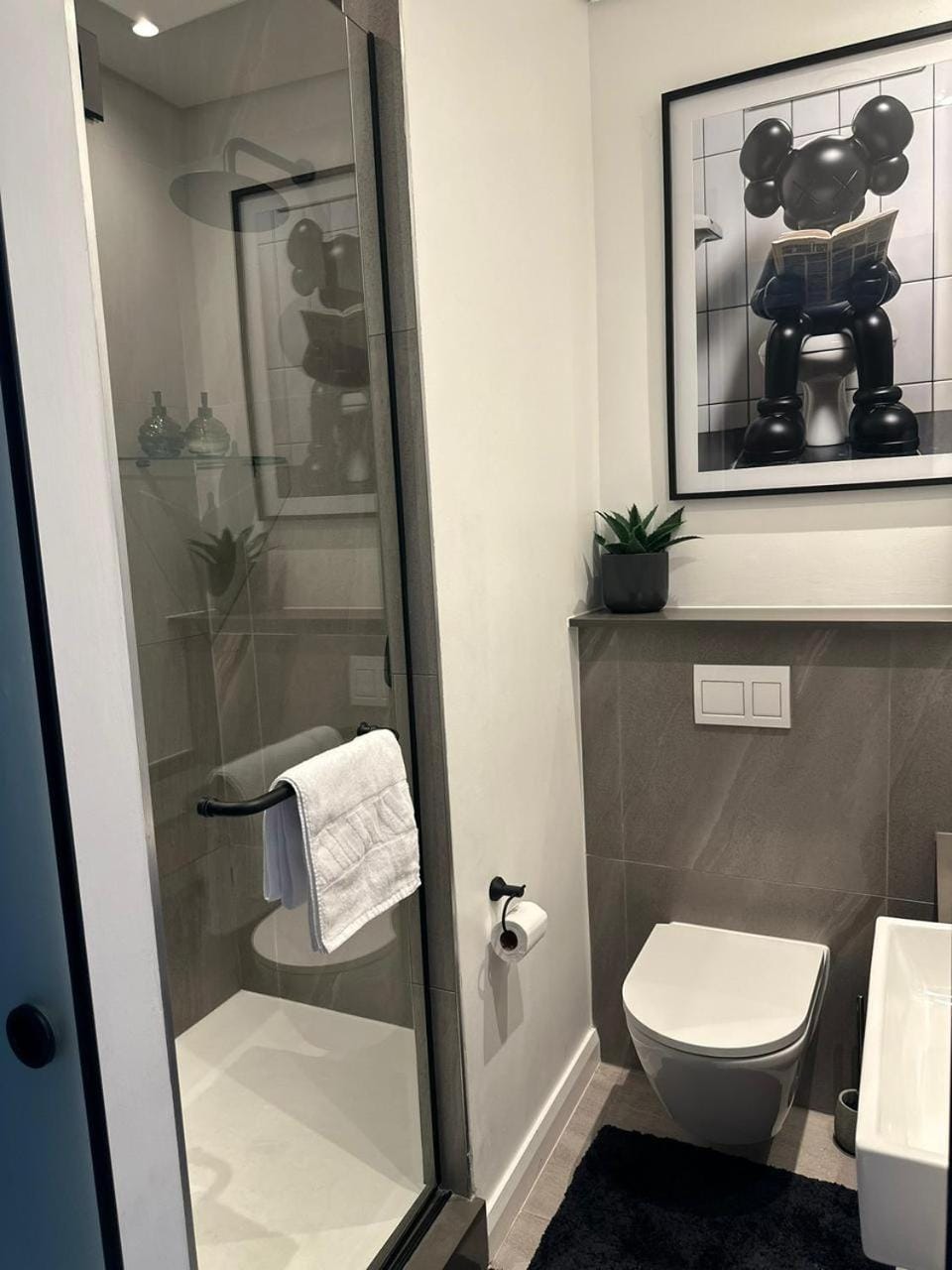 Modern Studio Apartment in The Capital Trilogy Apartment in Pretoria