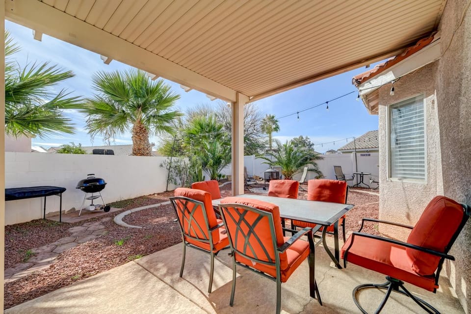Patio, View (from property/room), Balcony/Terrace, Seating area