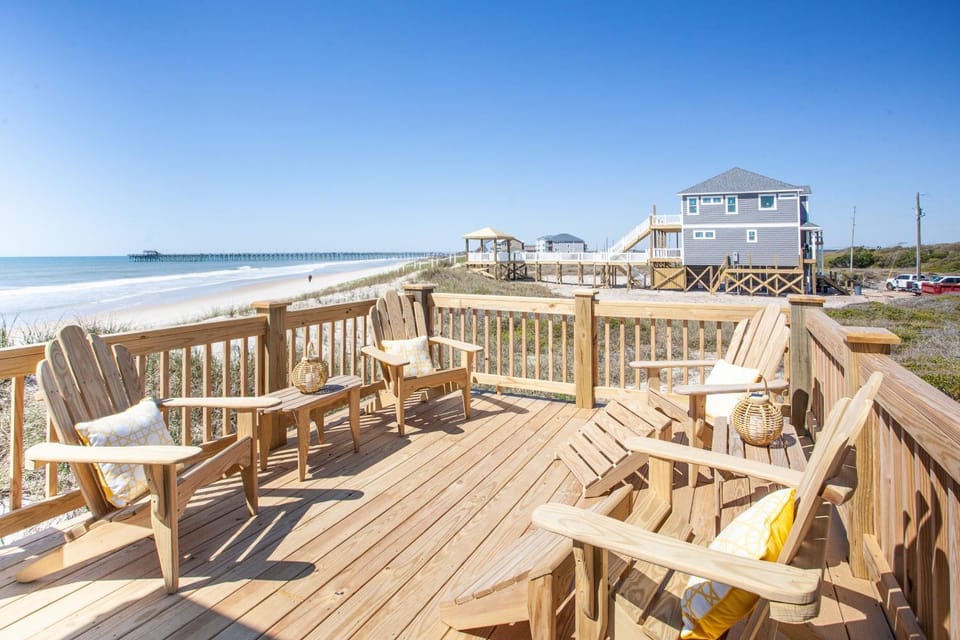 NTB1020 Gray Dolphin III House in North Topsail Beach