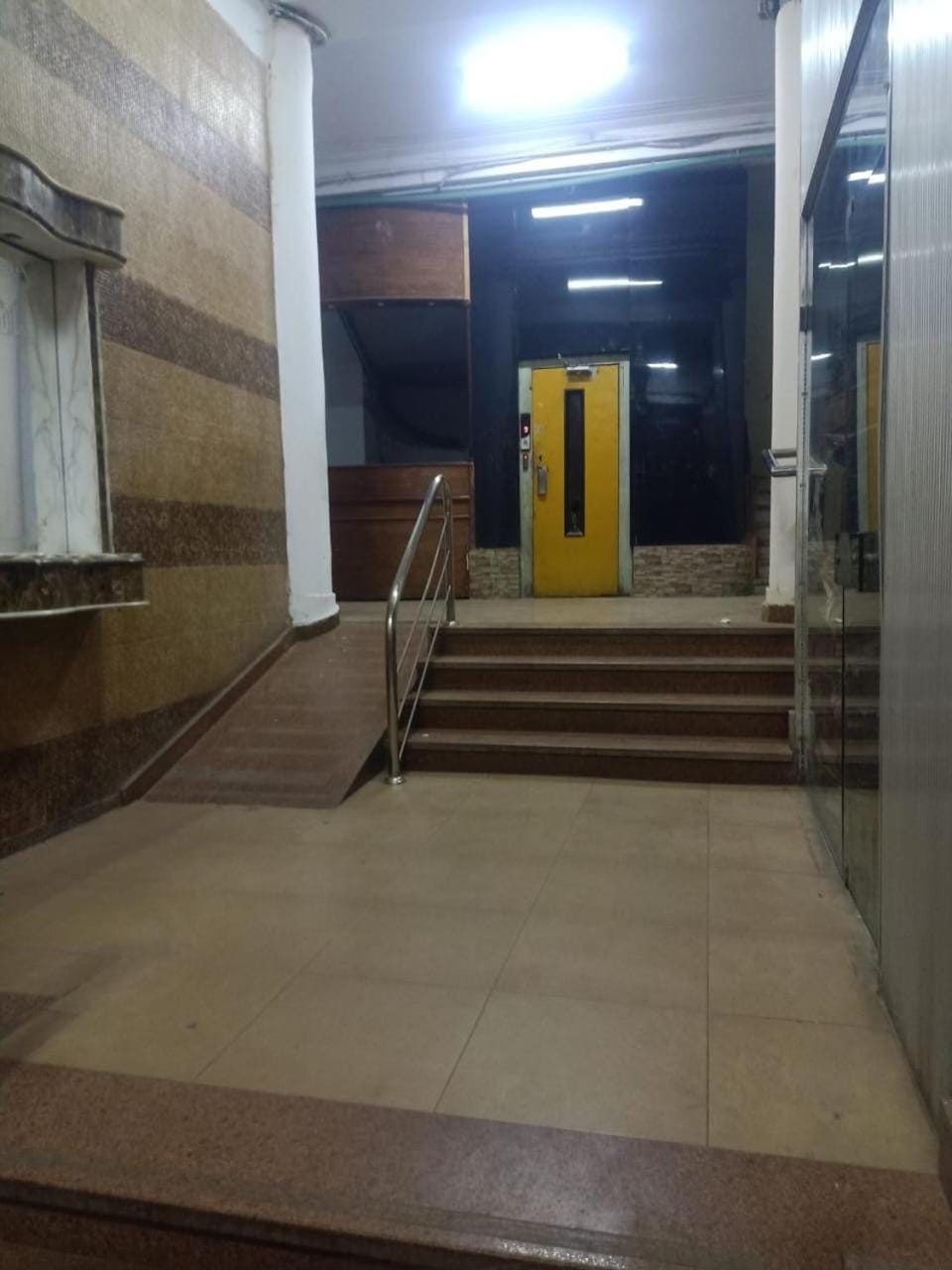 شقه بشارع عبد العزيز جاويش وسط البلد القاهره Apartment in Cairo