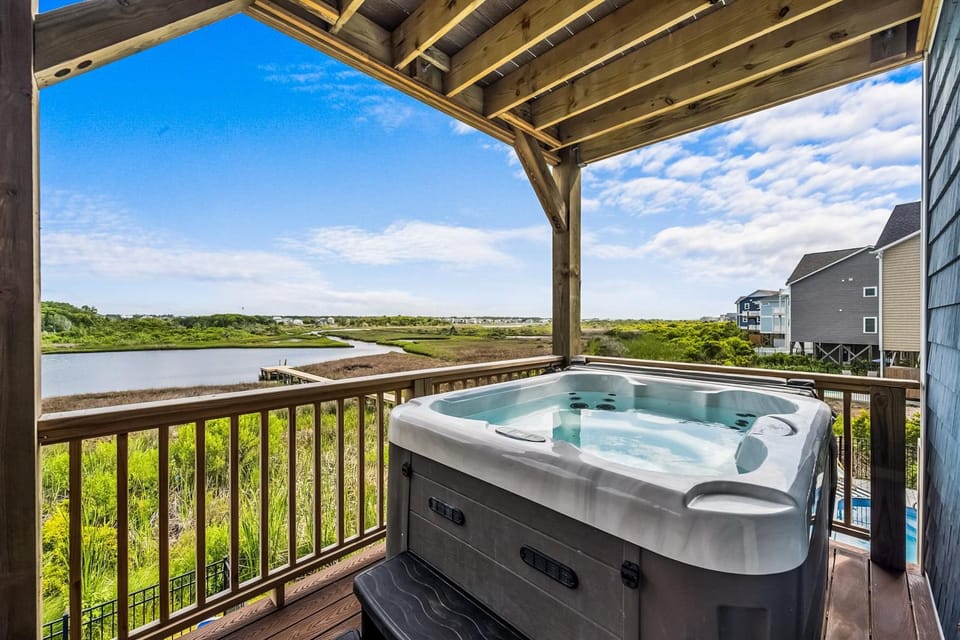 NTB1079 The Murph House in North Topsail Beach