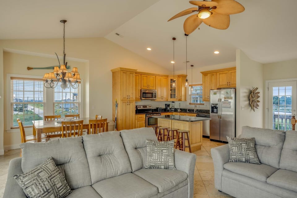 NTB1120 Sea Cabana House in North Topsail Beach