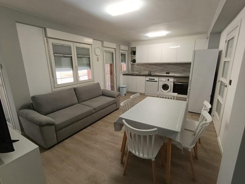 Kitchen or kitchenette, Living room, Dining area