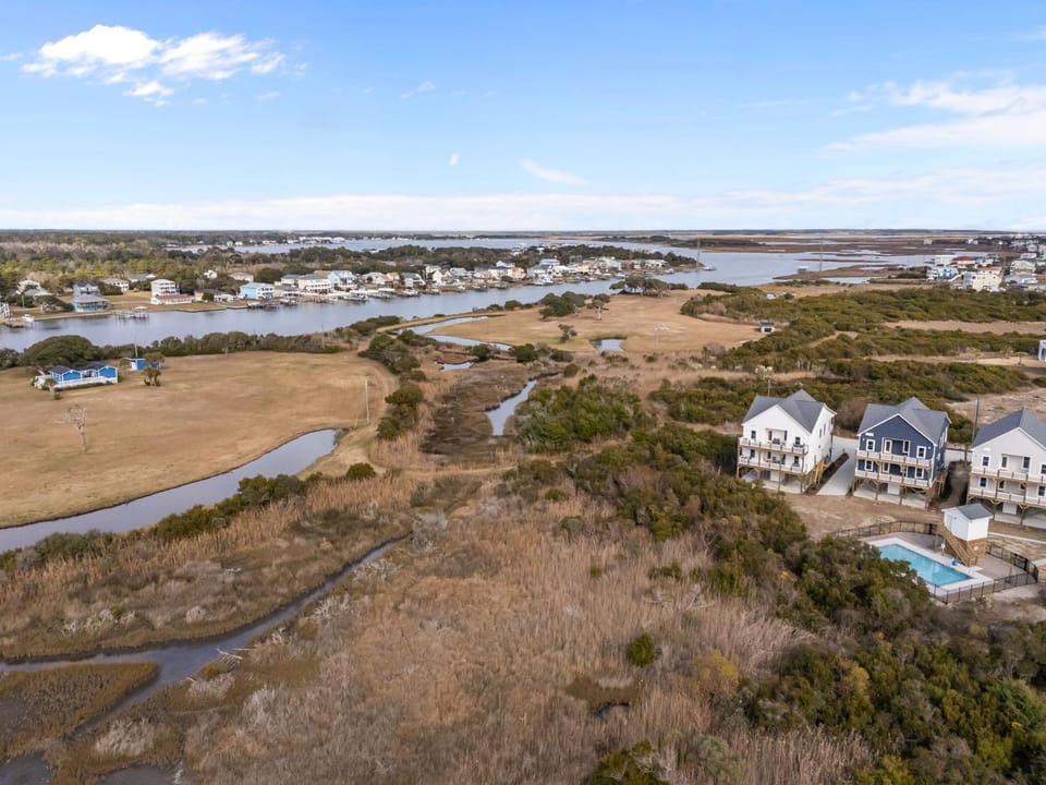 NTB117 Beach Chateau House in North Topsail Beach