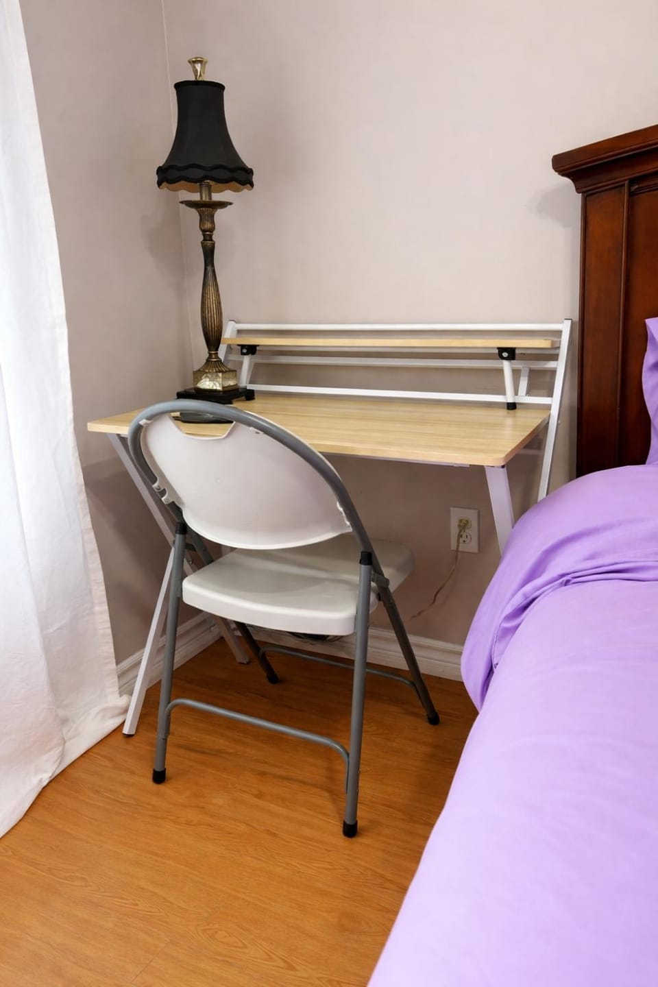 Seating area, Bedroom