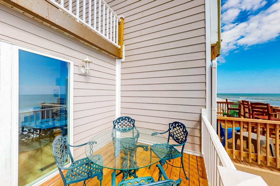 NTB1232 Sandy Cheeks House in North Topsail Beach