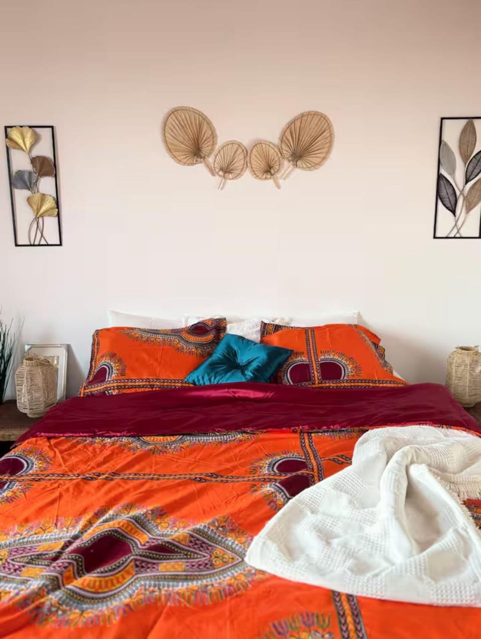 Purple Sofa - Private room - Shared kitchen & bathroom Vacation rental in Antwerp