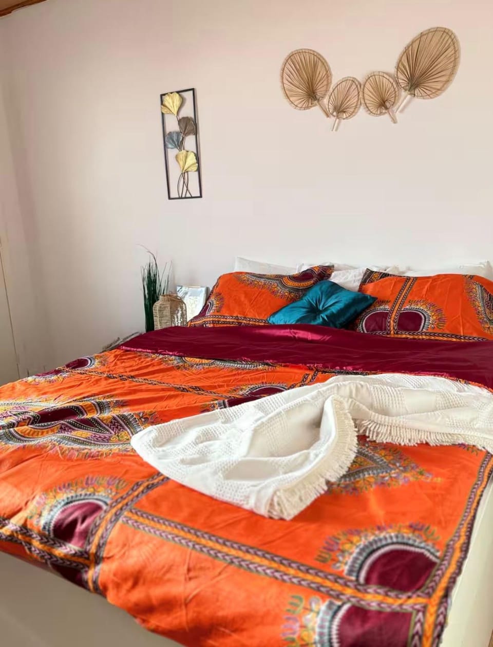 Purple Sofa - Private room - Shared kitchen & bathroom Vacation rental in Antwerp