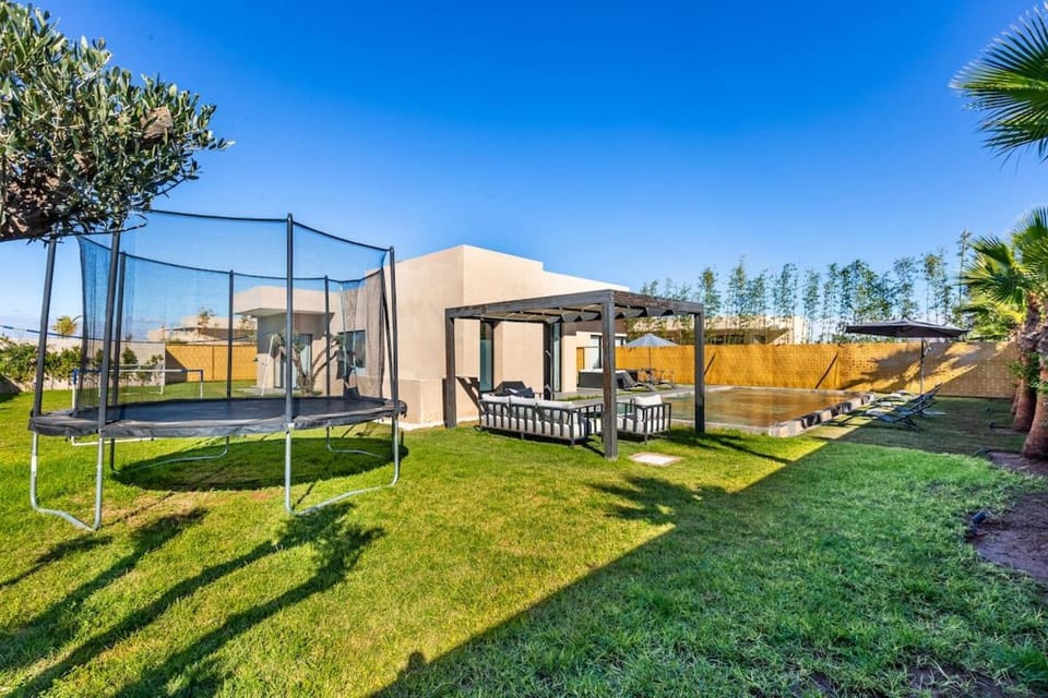 Modern design and jacuzzi Villa in Marrakesh